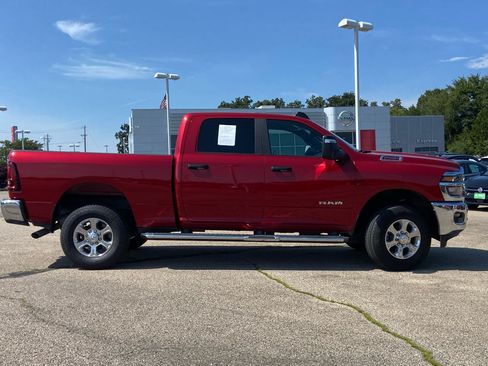 Used 2026 RAM 2500 Big Horn AWD/4WD image 2