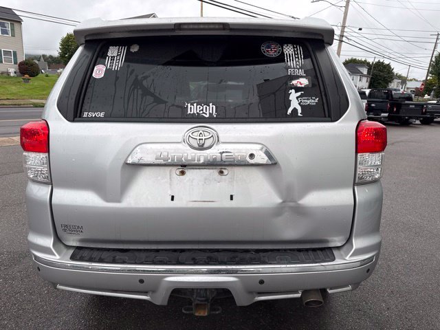 Used 2011 Toyota 4Runner SR5 w/ Premium Pkg w/Leather AWD/4WD image 7