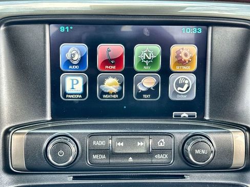 Used 2015 Chevrolet Silverado 1500 High Country w/ High Country Premium Package AWD/4WD image 16