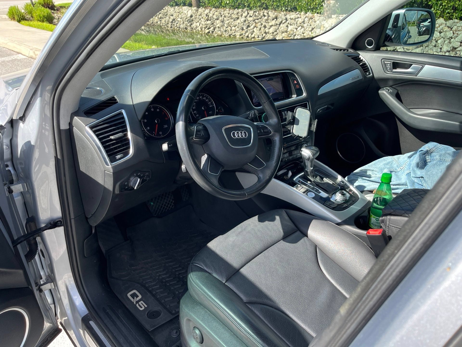 Used 2017 Audi Q5 2.0T Premium Plus w/ Technology Package AWD/4WD image 12