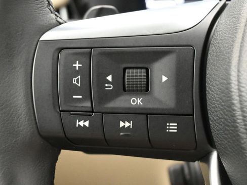 Used 2023 INFINITI QX60 Luxe w/ Performance Audio Package FWD image 8