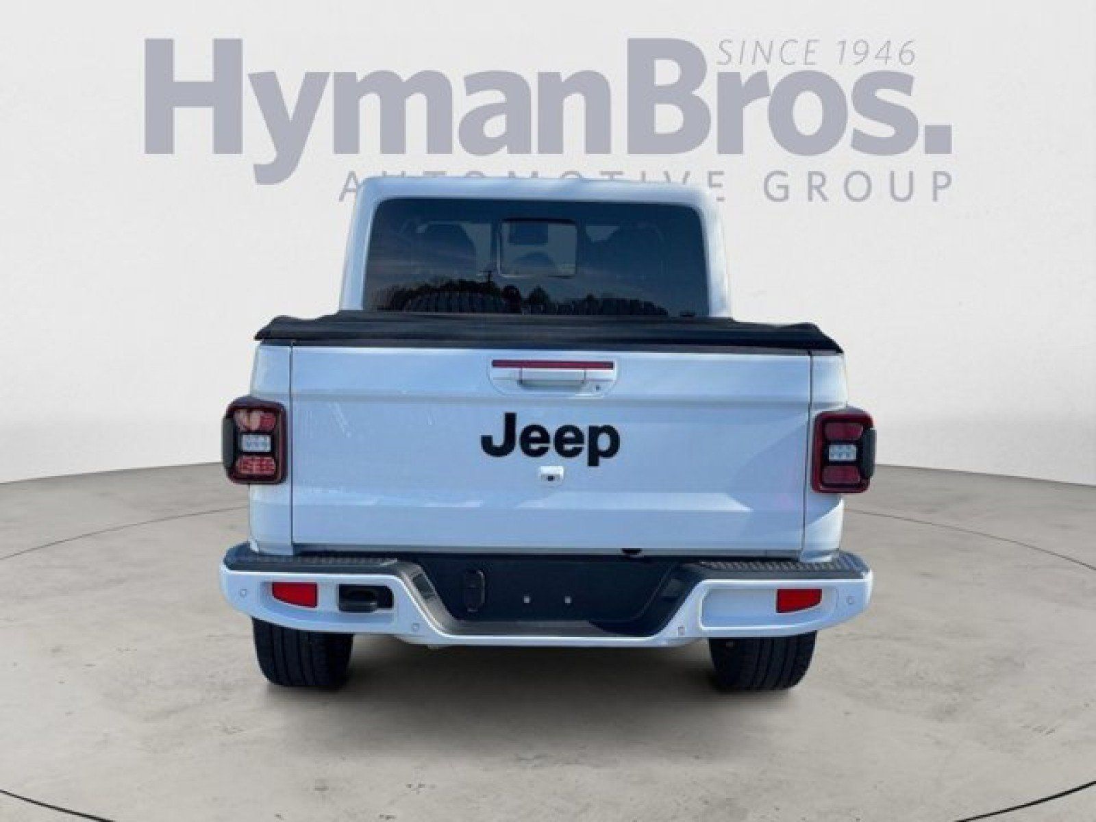 Used 2021 Jeep Gladiator Overland AWD/4WD image 7