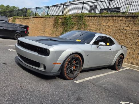 Used 2020 Dodge Challenger R/T Scat Pack RWD image 3