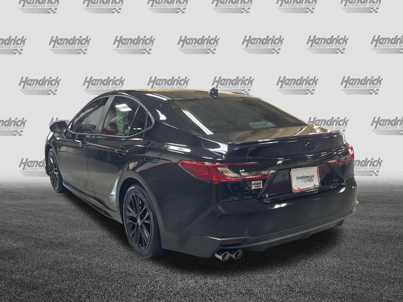 Used 2026 Toyota Camry SE FWD image 8
