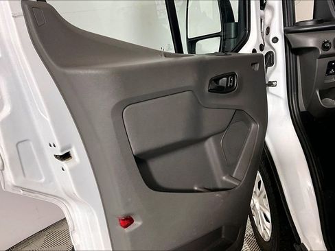 Used 2024 Ford Transit 350 XLT RWD image 18