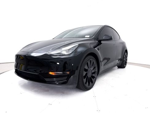 Used 2022 Tesla Model Y Performance AWD/4WD image 14