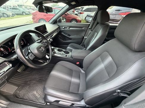 Used 2023 Honda Civic Sport image 17