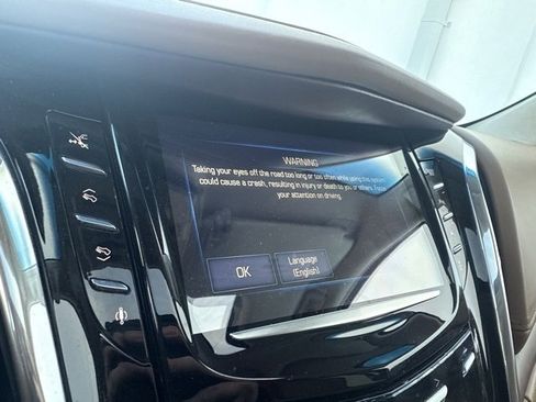 Used 2016 Cadillac Escalade Platinum image 25