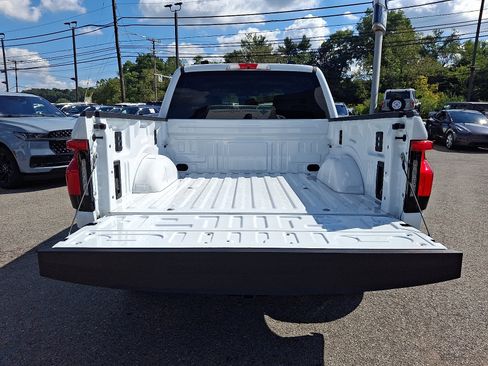 Used 2025 Ford F150 Lightning XLT AWD/4WD image 29