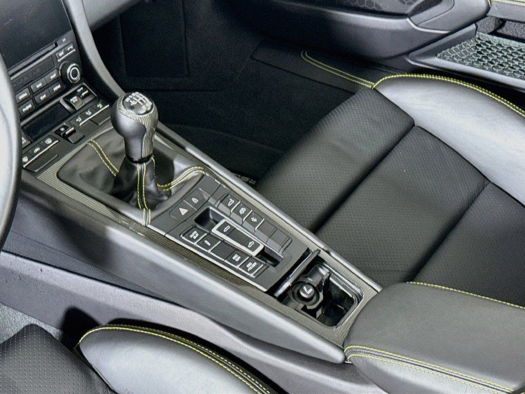 Certified 2019 Porsche 911 Speedster RWD image 16