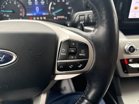 Used 2020 Ford Explorer XLT w/ Comfort Package image 19