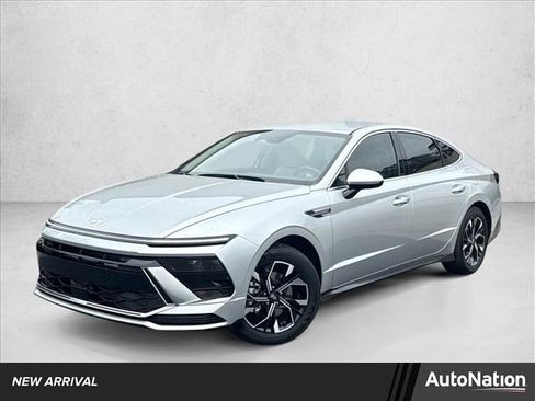 Used 2025 Hyundai Sonata SEL image 1