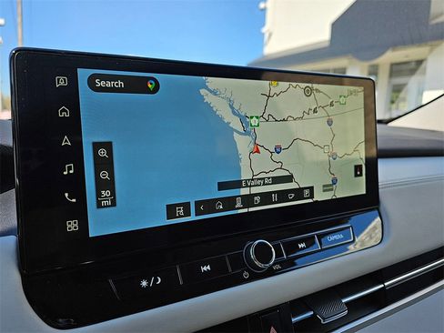 New 2025 Mitsubishi Outlander SE image 10