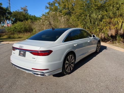 Used 2021 Audi A8 L 4.0T w/ Executive Plus Package image 4