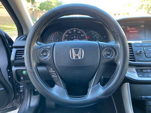 Used 2015 Honda Accord Sport image 57