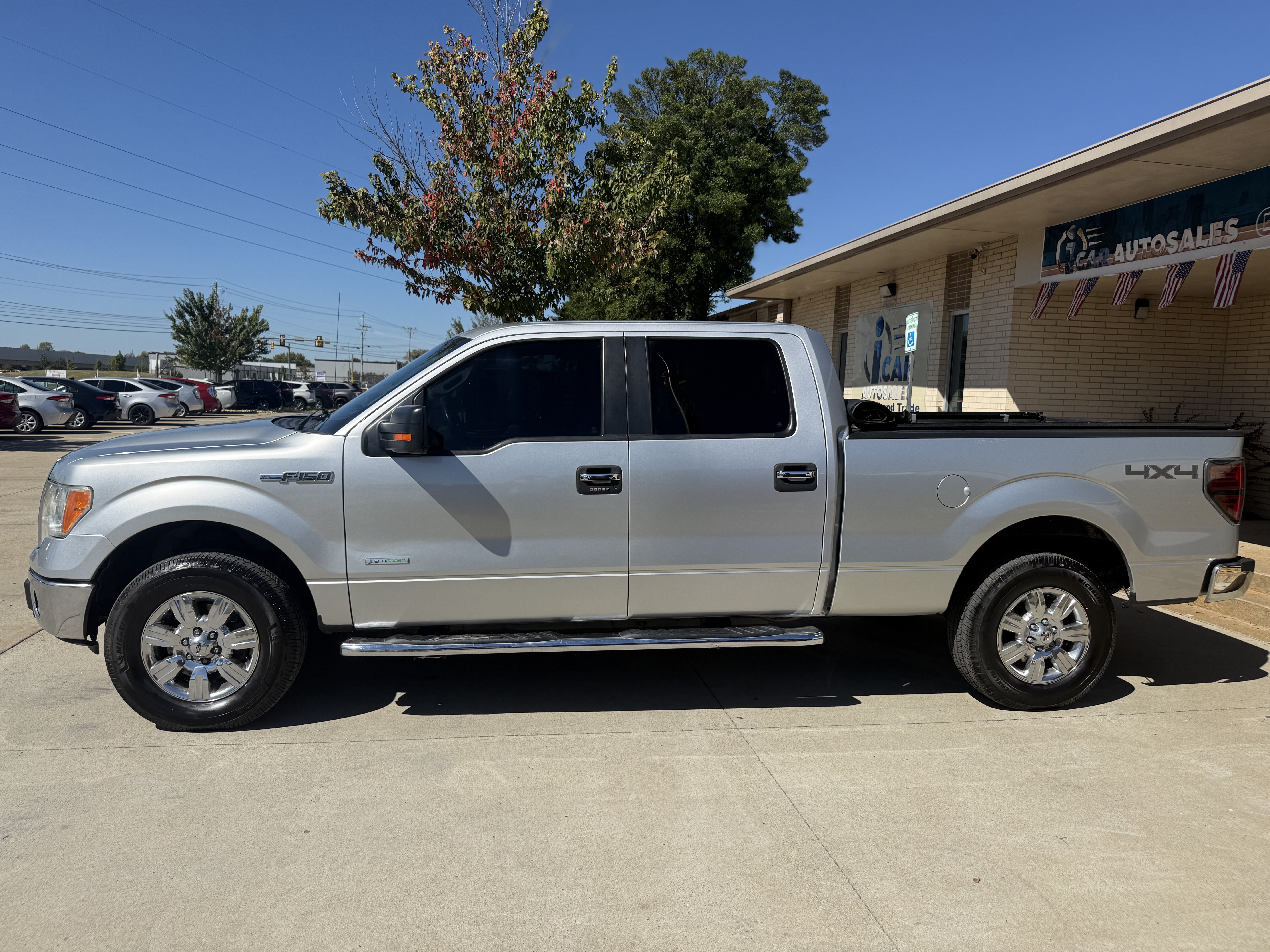 Used 2012 Ford F150 XLT w/ XLT Chrome Pkg AWD/4WD image 3