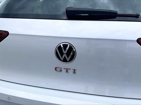 Used 2024 Volkswagen GTI Autobahn FWD image 8