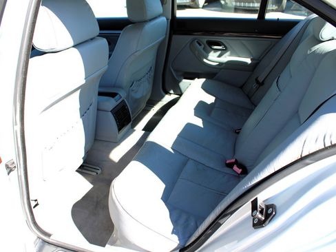 Used 2000 BMW 540i Sedan image 18