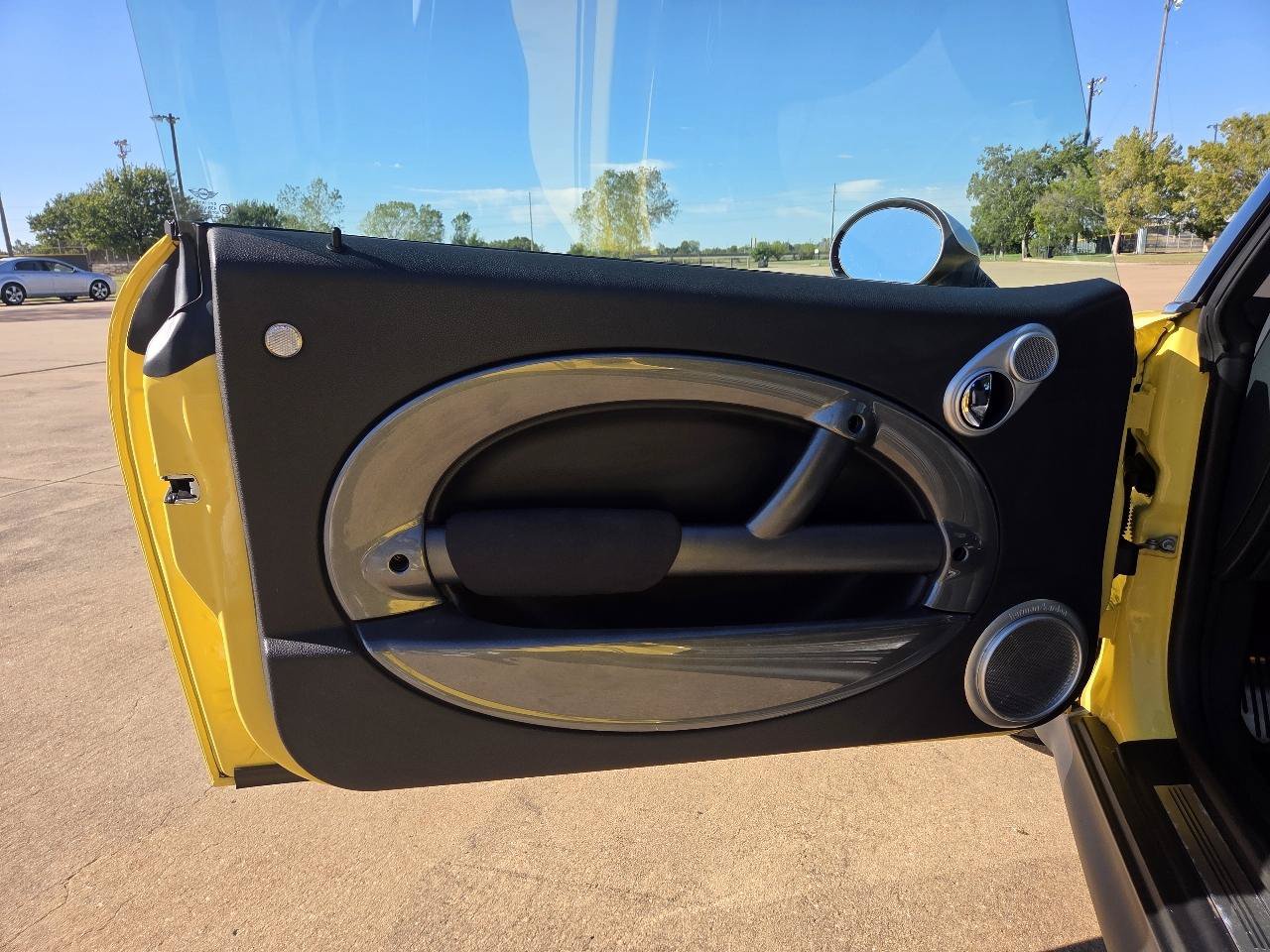 Used 2003 MINI Cooper S FWD image 12