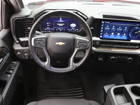 Used 2023 Chevrolet Silverado 1500 LT image 16