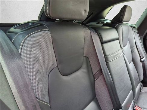 Used 2020 Volvo XC60 T5 R-Design w/ Protection Package Premier FWD image 19