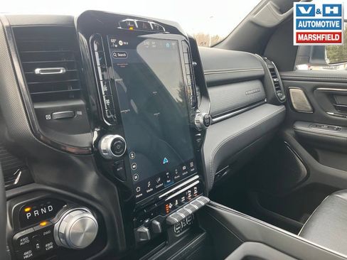 Used 2024 RAM 1500 Limited AWD/4WD image 11
