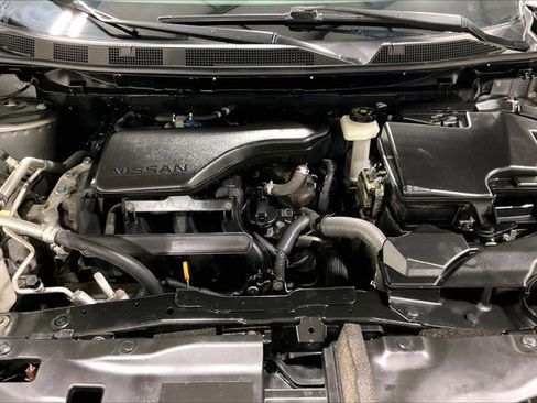 Used 2018 Nissan Rogue Sport SV image 10