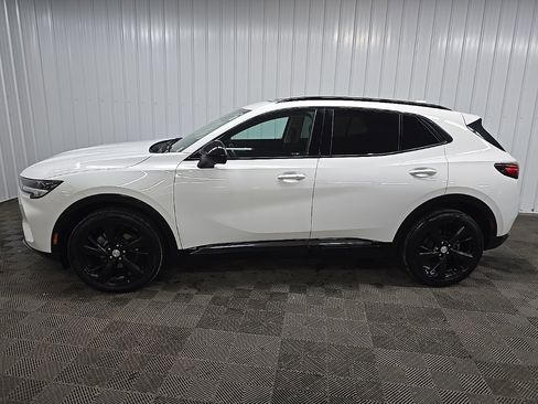 Used 2021 Buick Envision Essence w/ Technology Package I image 5