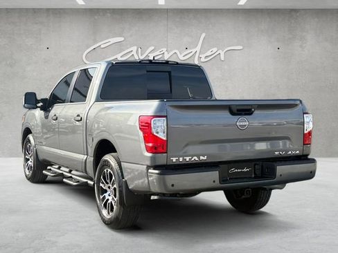 Used 2024 Nissan Titan SV w/ SV Convenience Package image 14
