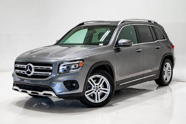 Used 2021 Mercedes-Benz GLB 250 4MATIC image 1