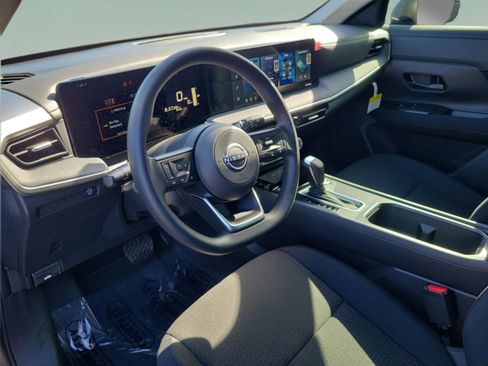 New 2026 Nissan Kicks S image 18