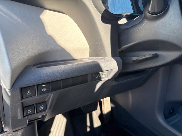 Used 2024 Toyota Sienna LE AWD/4WD image 22