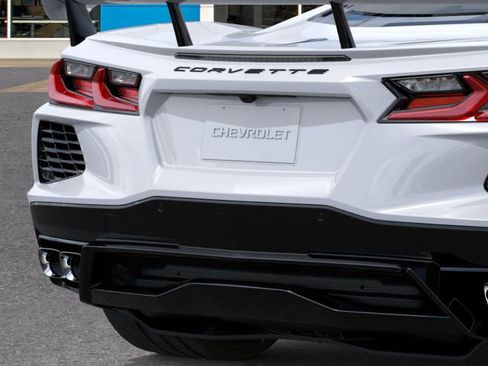 New 2026 Chevrolet Corvette Stingray w/ Battery Protection Package image 15