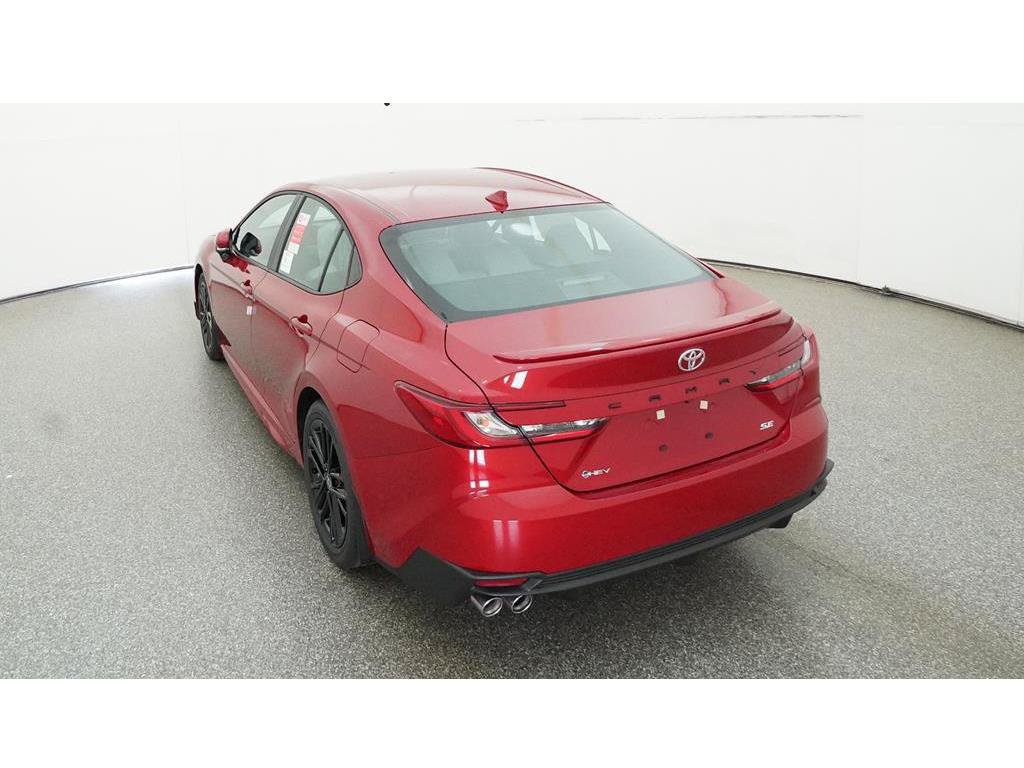 Used 2025 Toyota Camry SE FWD image 8