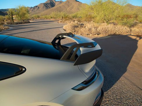 Used 2023 Porsche 911 GT3 RWD image 8