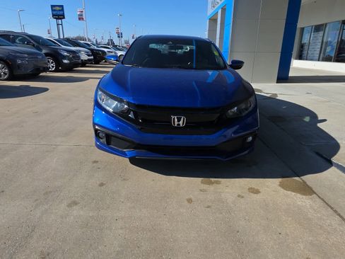 Used 2020 Honda Civic Sport image 3