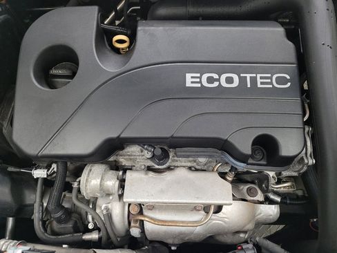 Used 2019 Chevrolet Equinox LT image 30