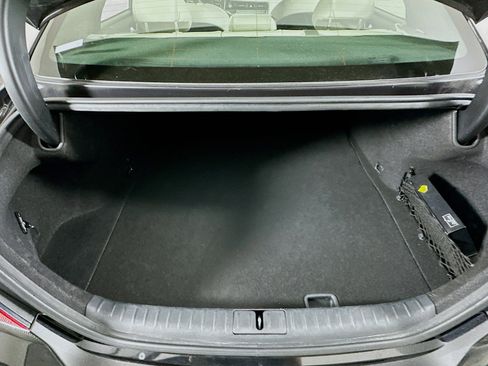 Used 2024 Genesis G70 2.5T image 29