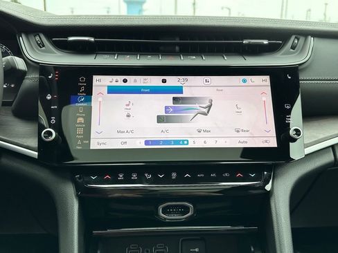 New 2026 Jeep Grand Cherokee L Limited w/ Limited Altitude Package image 35