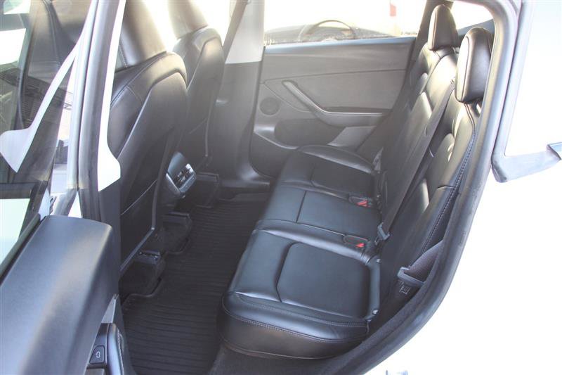 Used 2023 Tesla Model Y Long Range AWD/4WD image 14