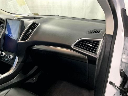 Used 2022 Ford Edge SEL w/ Convenience Package AWD/4WD image 13