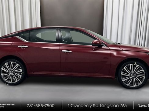 New 2025 Nissan Altima 2.5 SL image 4