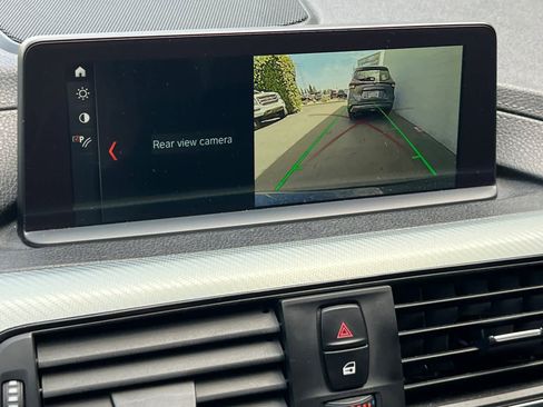 Used 2018 BMW 340i Sedan w/ Premium Package image 21