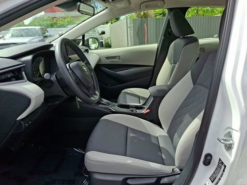 Used 2024 Toyota Corolla LE FWD image 14