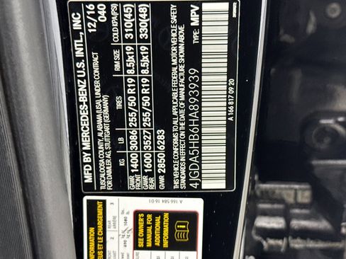 Certified 2017 Mercedes-Benz GLE 350 4MATIC image 20