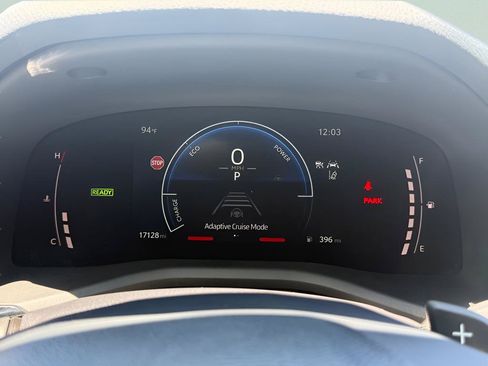 Used 2025 Toyota Camry SE w/ Convenience Package FWD image 22