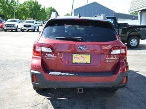 Used 2018 Subaru Outback 2.5i Limited AWD/4WD image 7