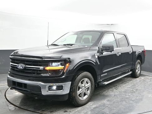 Used 2024 Ford F150 XLT w/ Mobile Office Package image 6