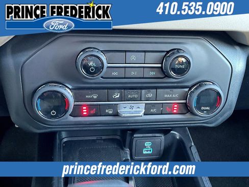 Used 2025 Ford Bronco Big Bend image 29