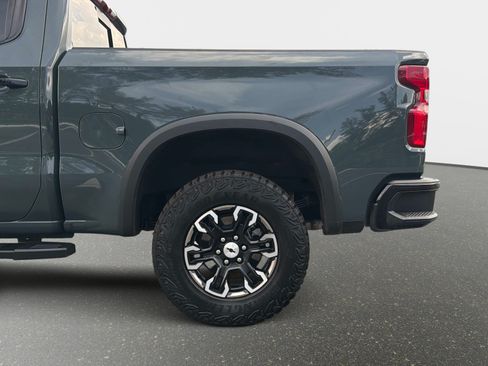 Used 2025 Chevrolet Silverado 1500 ZR2 AWD/4WD image 15